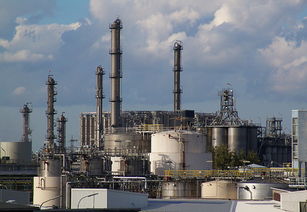 我国化工业投资逆势飙升